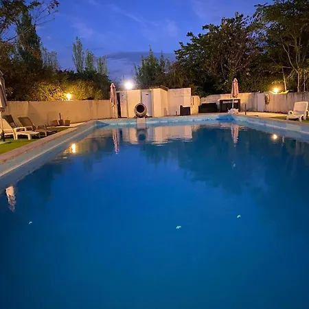 Carina Hotel
